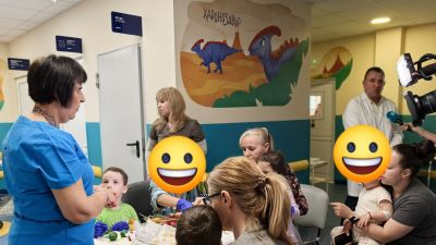 Малките пациенти боядисаха яйца на Велики четвъртък