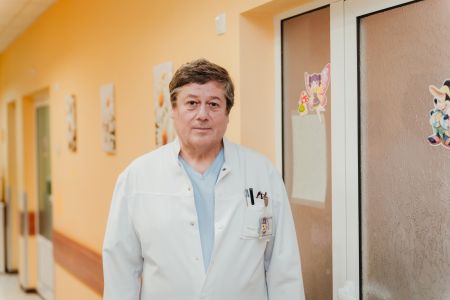д-р Михаил Захаринов