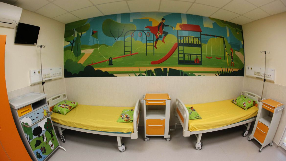 Откриха напълно ремонтираната Клиника по детска хирургия и Детската противошокова зала