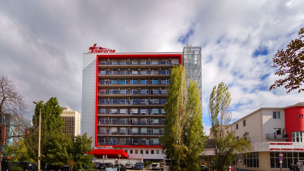 Пострадалият в Джиро д'Италия е настанен в "Пирогов"