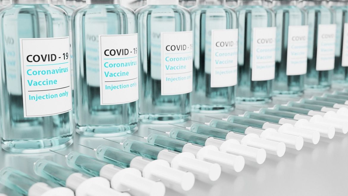 Пироговският център за безплатно ваксиниране срещу COVID работи от понеделник до събота